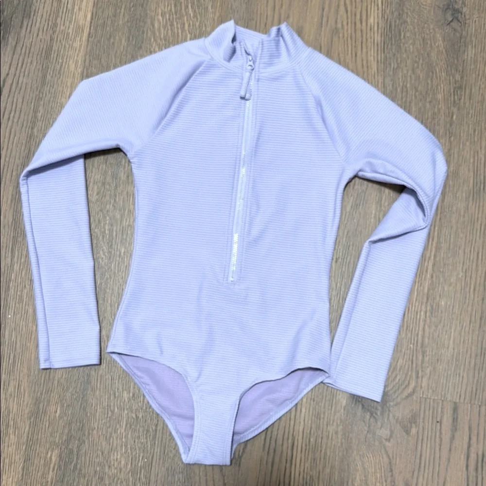 Gap Kids Long Sleeve ribbed Swimsuit - size medium - Picture 1 of 5